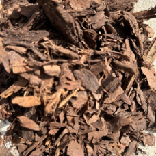 Иглолистни кори за мулчиране на растения